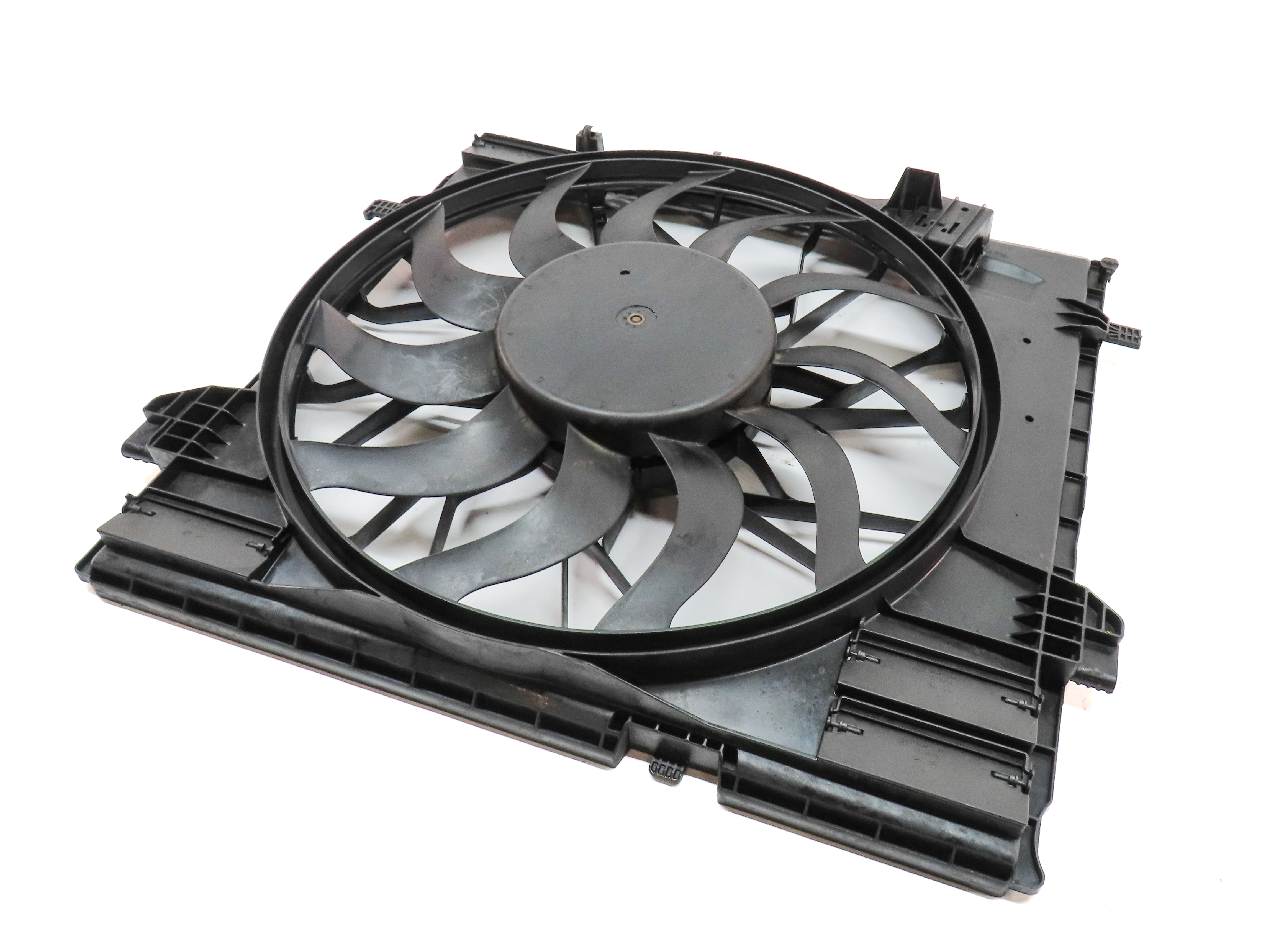 13-19 MERCEDES GL350 GL450 GL550 GLE ML250 ML400 ML550 (W166 X166) COOLING FAN — exact item pictured